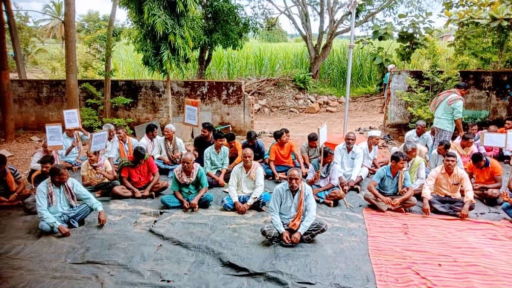 ಗ್ರಾಮಸ್ಥರು ಪ್ರತಿಭಟನೆ