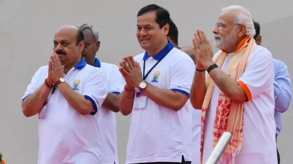 modi mysuru yoga