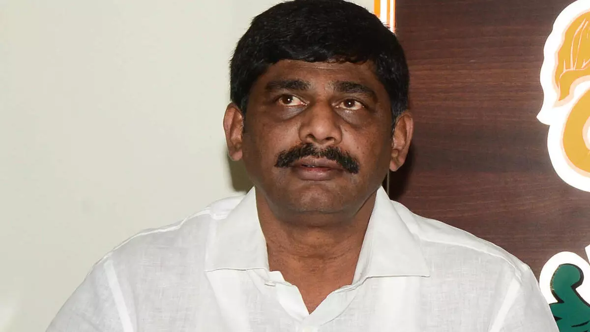r ashok will defeated if dk suresh contests from padmanabhanagar