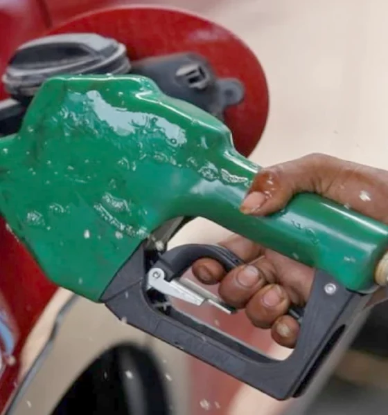 Petrol rate hike in Pakistan by rs 10 per liter