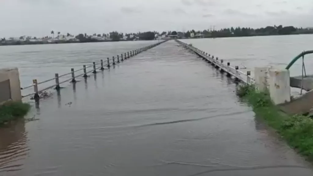 ಮಳೆರಾಯನ ಅಬ್ಬರ