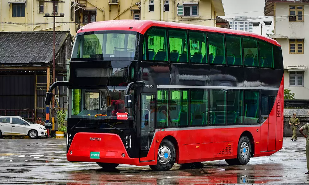 electric double decker bus