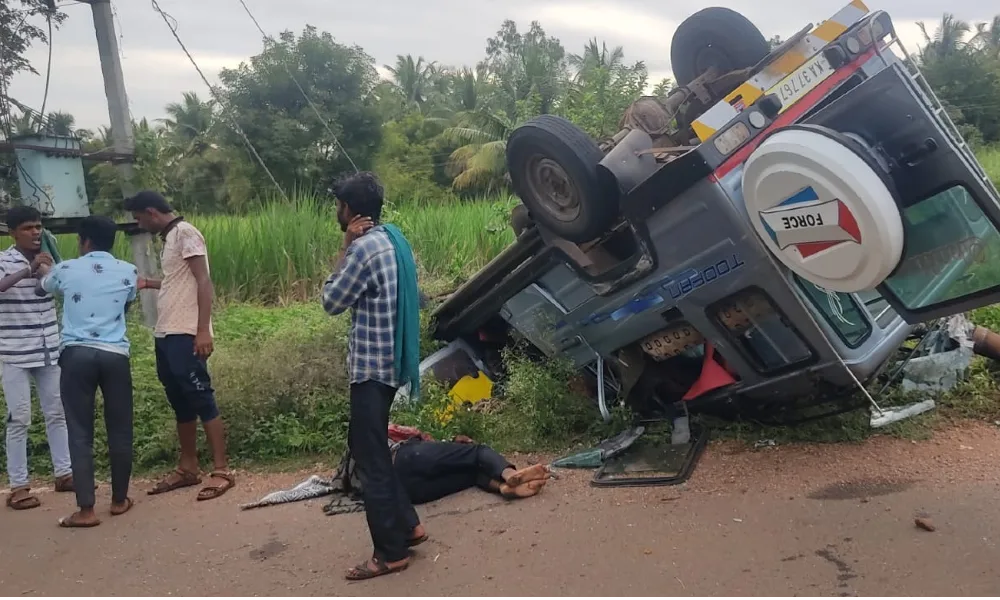 bagalakote accident