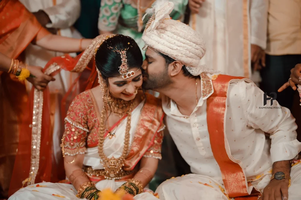 Aditi Prabhudeva marriage  pic 