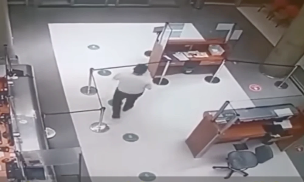 Hospital Guard Greets Ghost Patient Viral Video