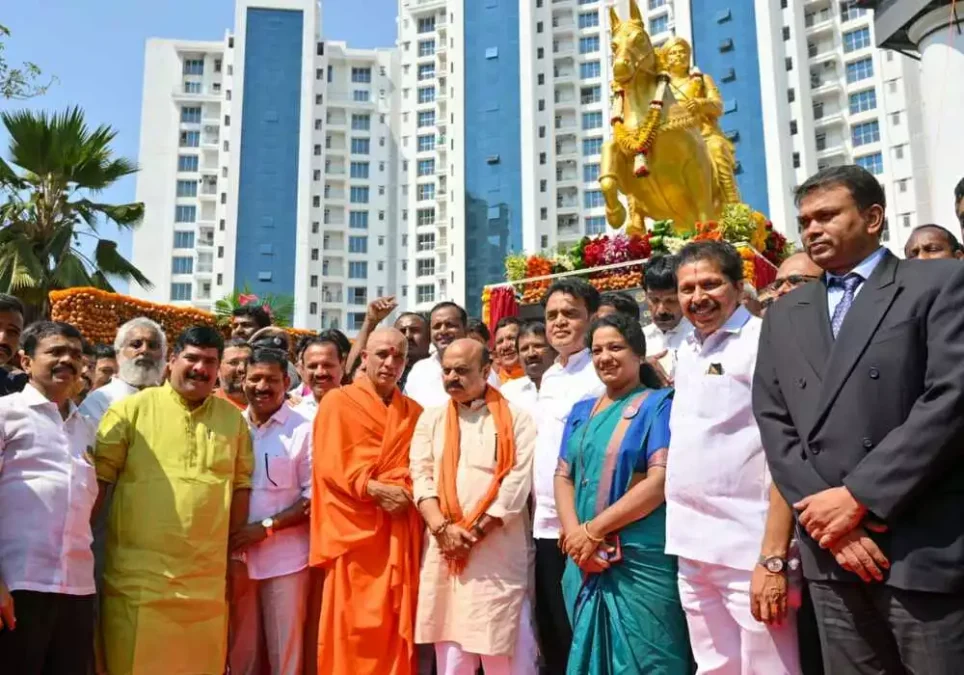 kedabhadi ramaiah gowda statue