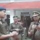 policeman fails to load rifle In UttarPradesh