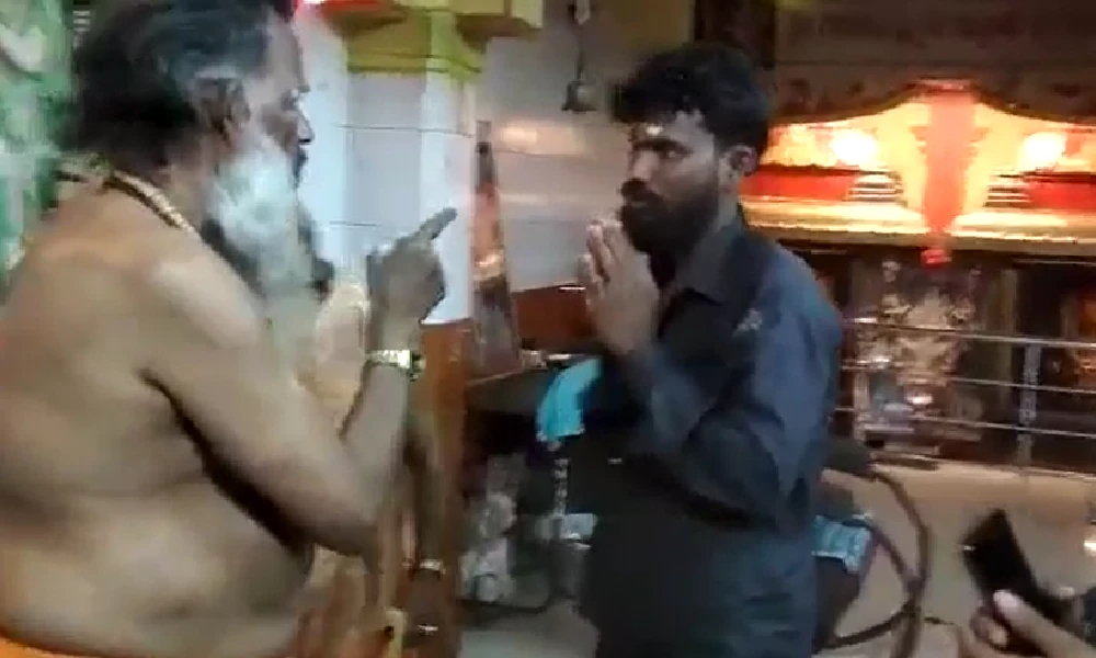  Video Viral Drunk maladhari slapped