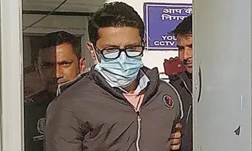 Delhi court denies bail to Shankar Mishra Who urinate On Woman