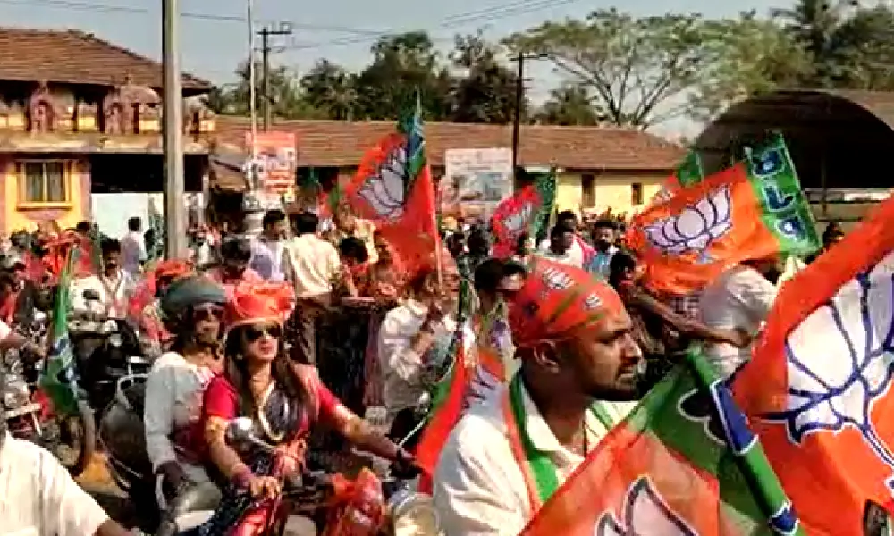 Helmet ban on two wheelers in Udupi Public critics to of BJP rally