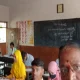 Special Observer who took a selfie in the exam hall, Vijayapura violates exam rules