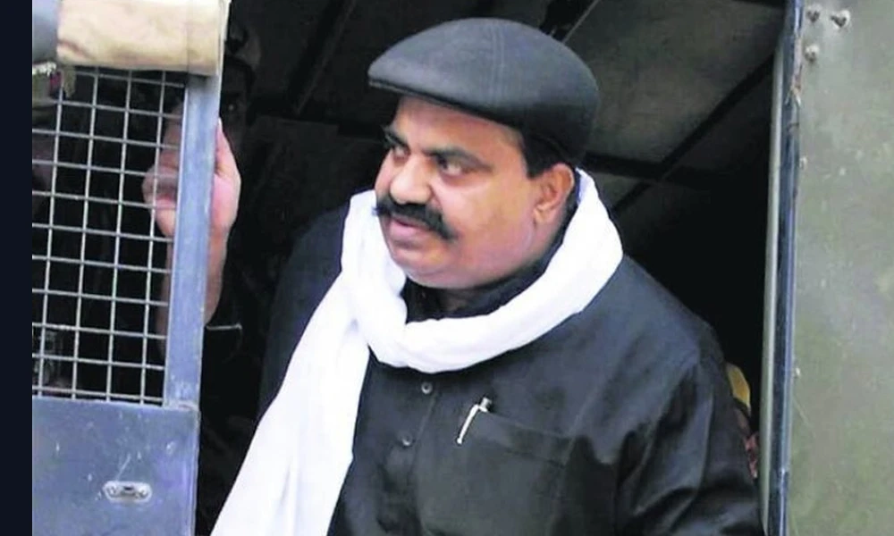 Atiq Ahmed Shot Dead:Know about gangster atiq ahmed and his family's criminal background