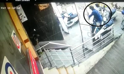 Thieves snatch cash from scooter collision in just 2 seconds