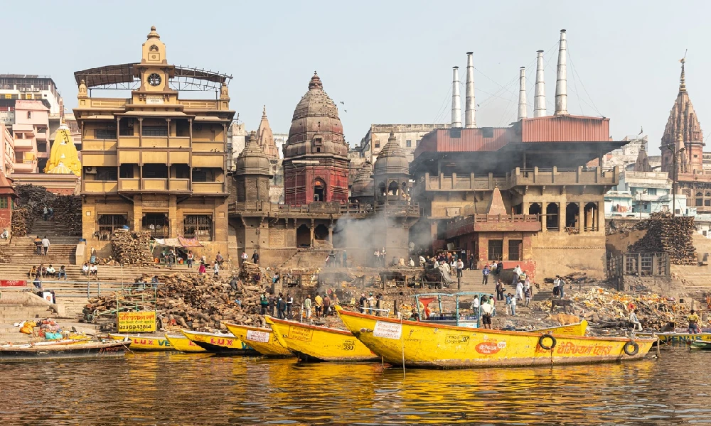 Uttar Pradesh Govt Plans Asthi Bank at Varanasi's Manikarnika Ghat to Preserve Ashes for Immersion