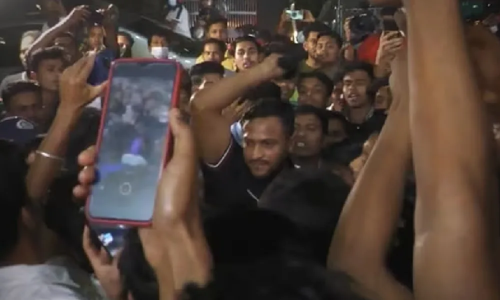 Shakib Al Hasan Loses Cool, Hits Fan Amid Tight Security, Video Goes Viral