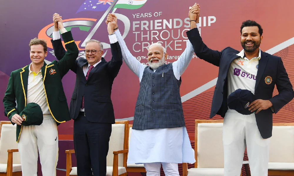 Cricket Diplomacy; Modi, Antony in Motera