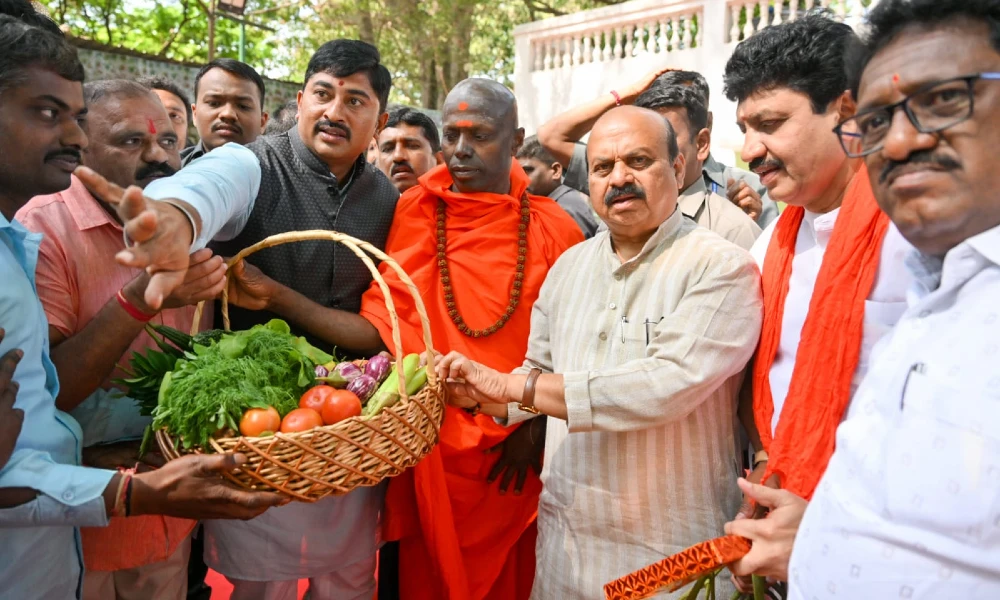 caste politics thigala community felicitation to cm basavaraja bommai