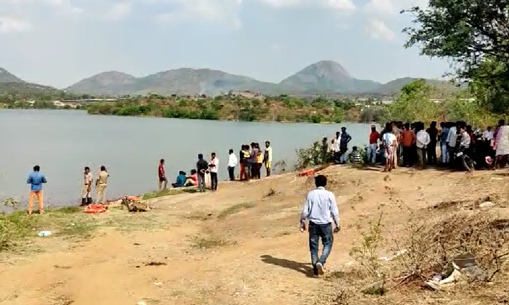 Three including two young women Drowned in Reservoir at Srinivasa Sagar