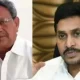 CBI arrests YS Bhaskar Reddy in the murder case of former MP Vivekananda Reddy