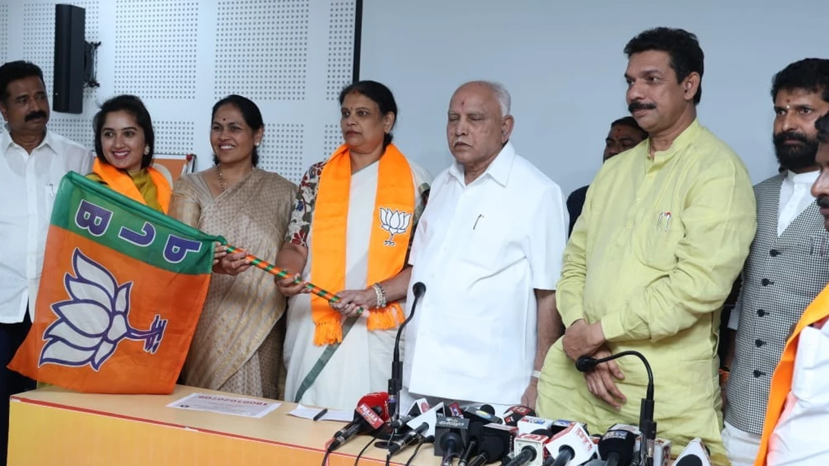 Veteran Congress leader Kagodu Thimmappa’s daughter Rajanandini joins BJP
