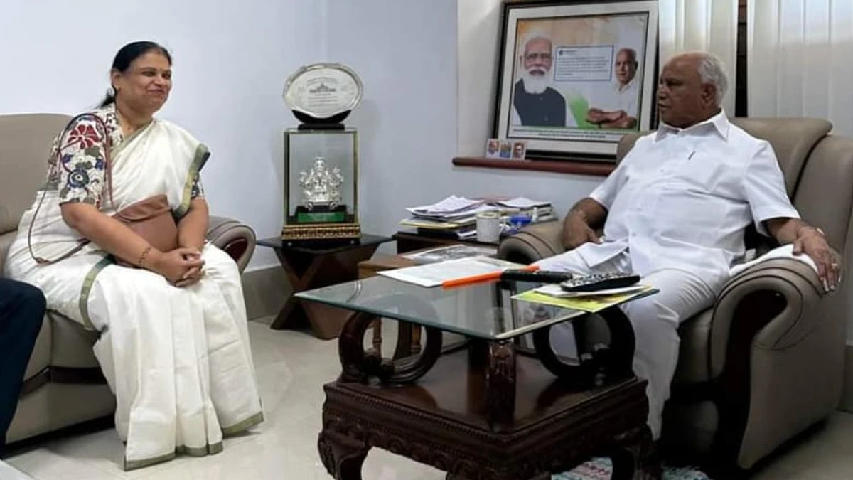 Kagodu's daughter rajanandini met Yeddyurappa; Rumours Of Joining BJP