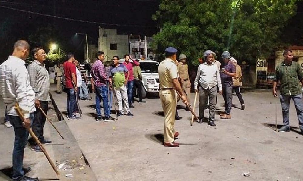Clash Over Social Media Post 1 killed 8 Injured in Maharashtra