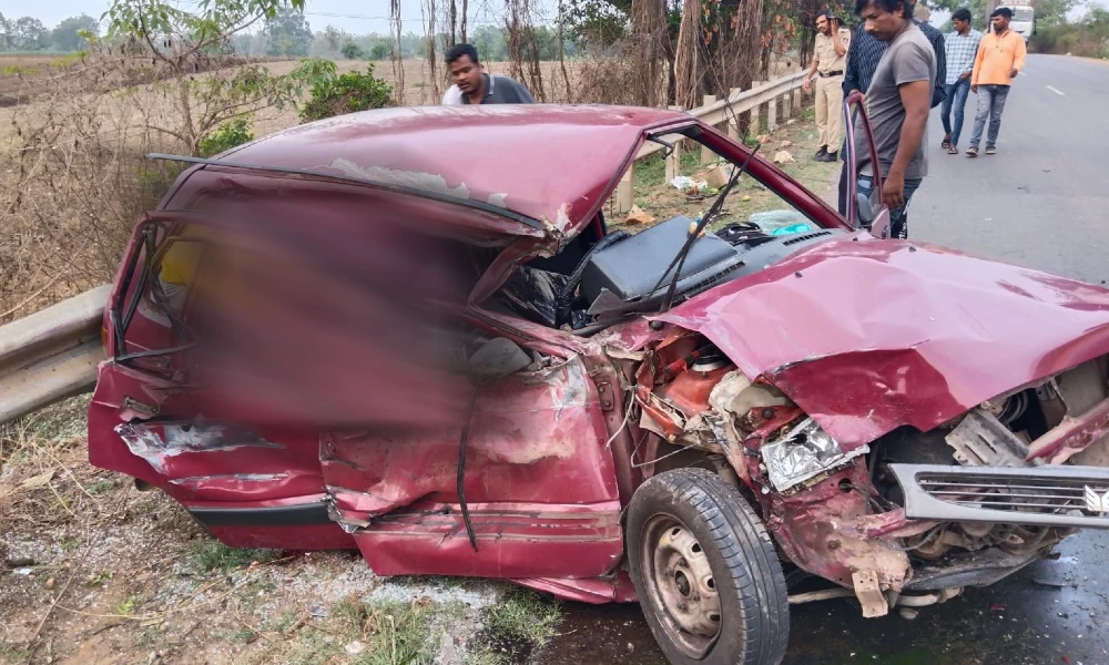 Car accident in kalaghatagi, Two killed