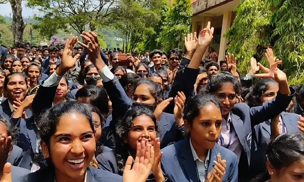 Cariappa College students