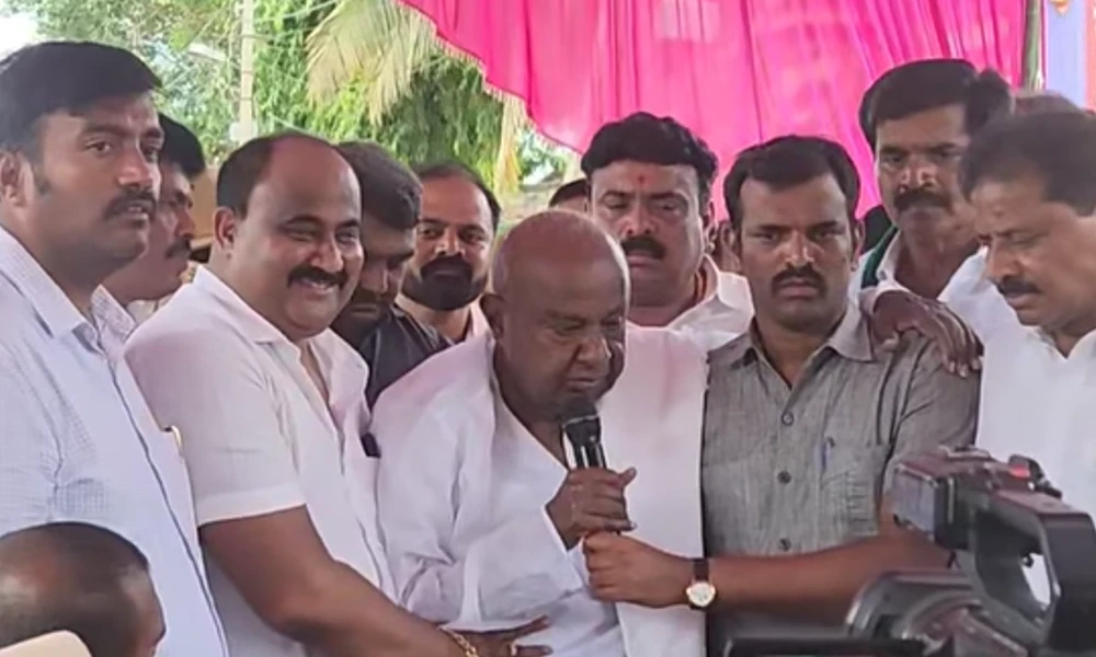 HD Deve Gowda campaigns for son grandson Call for a regional party to come to power
