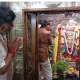 dk shivakumar prays at hanuman temple to go to chamundi temple