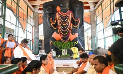 Hanuman chalisa recital at temple on the eve of voting