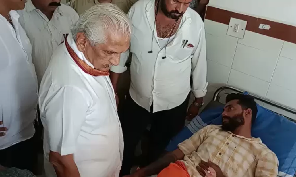 Kalladka Prabhakar Bhat visit puttur hospital