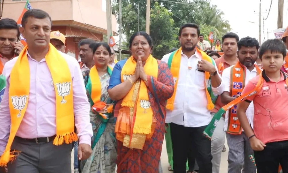 Manjula Aravind Limbavali says Support BJP for further development of Mahadevapura