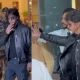 Shah Rukh Khan refuses to click selfie