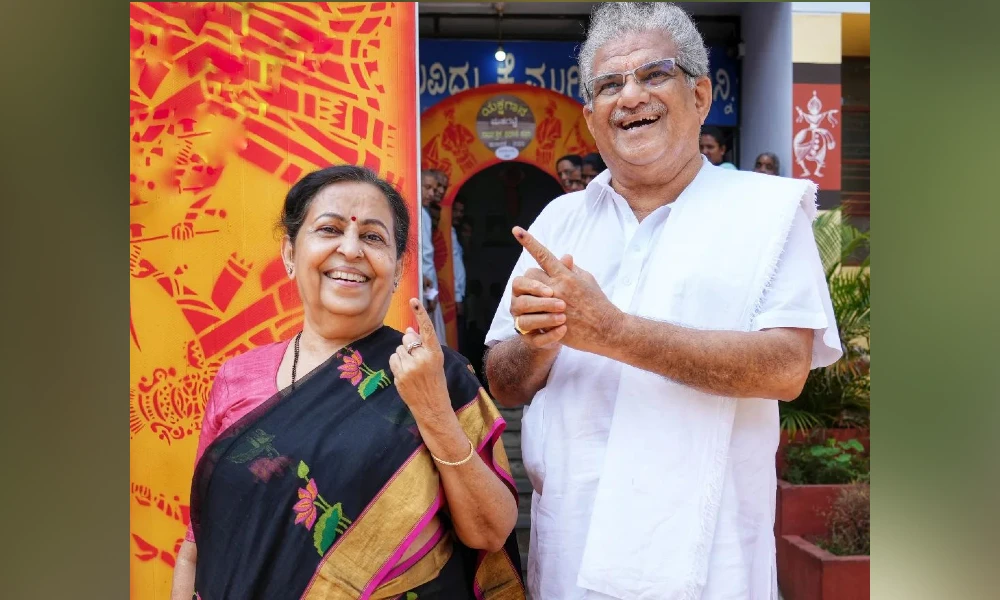 karnataka election: apart from-politicians, cinema stars, various achievers also casted thier votes
