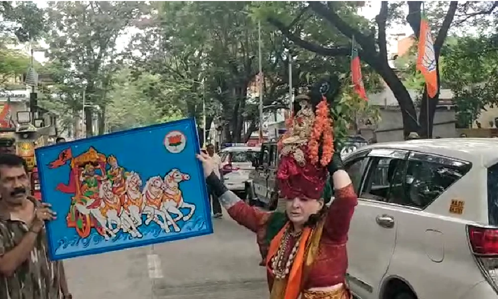 Modi Road Show in Bangalore