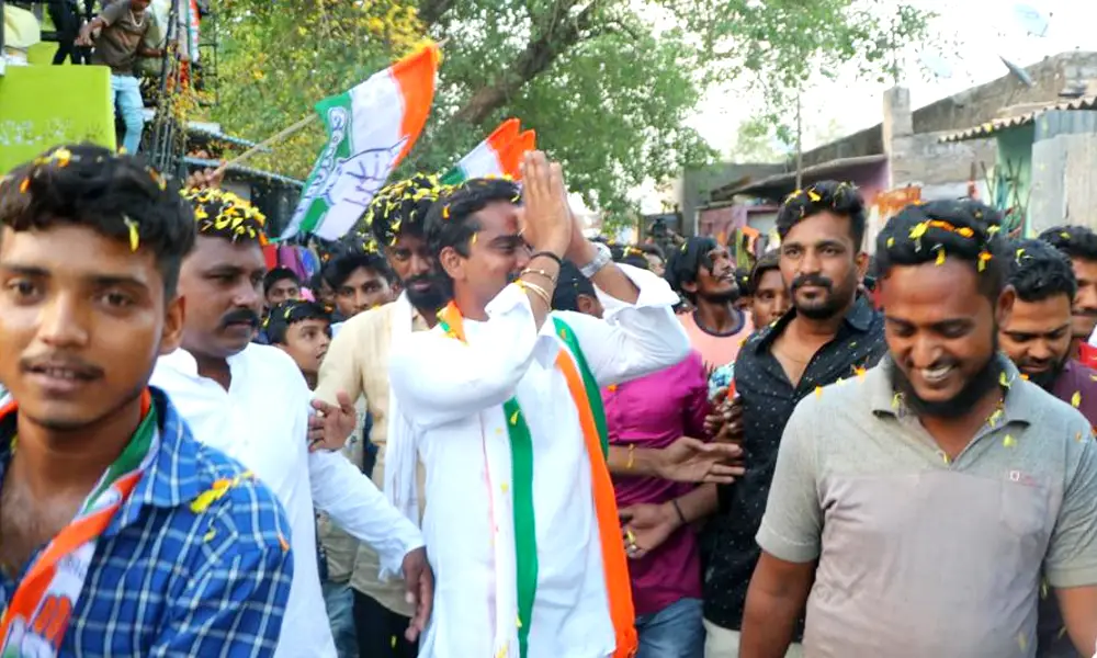 Karnataka election 2023 Congress candidate Nara Bharat Reddy campaigned by party leaders at various places in Ballari city