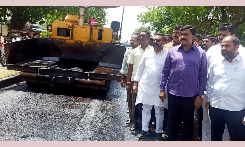Gangavathi MLA G Janardhana Reddy Observation of road development work
