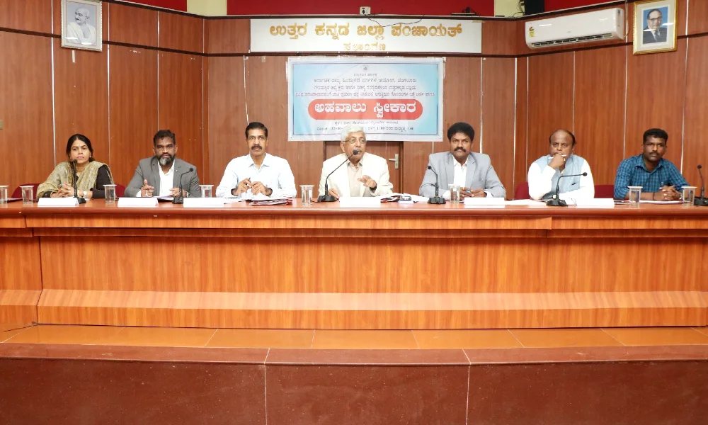 Meeting by Backward Classes Commission Chairman K Jayaprakash Hegde