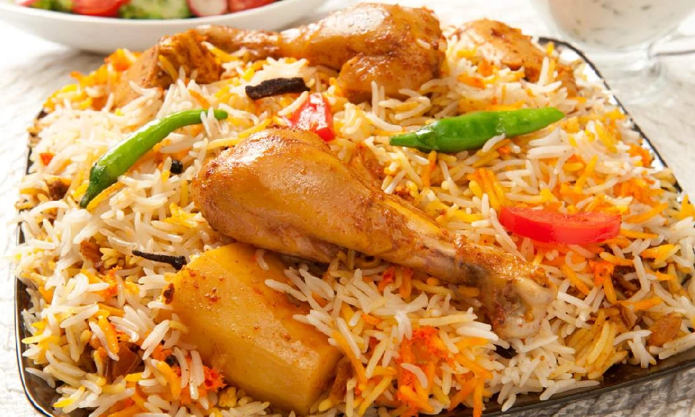 Viral Video: 1 Rupee Chicken Biryani