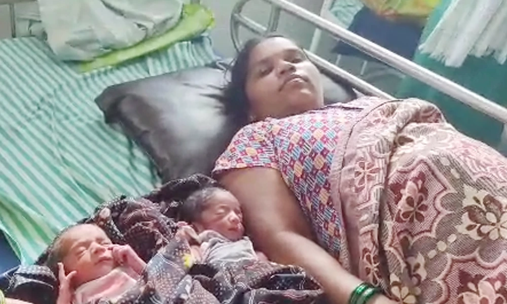 Mother gives birth to twins
