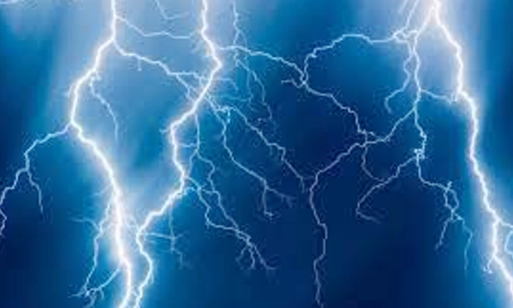 lightning strike near Shahapur