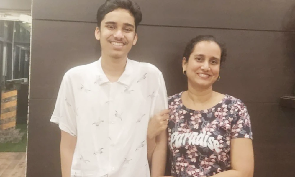 Adityaprabhu and his mother