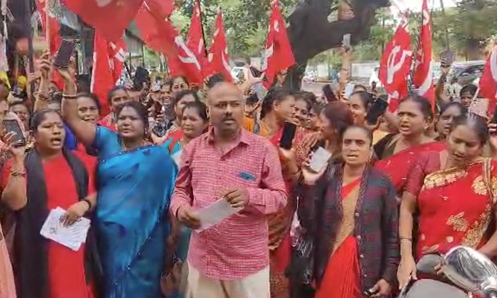 Anganwadi workers protest at Anekal