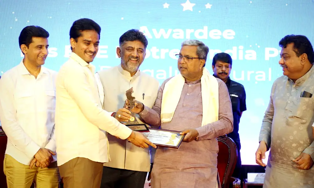 Ballari City MLA Nara Bharat Reddy who won the best state exporter award