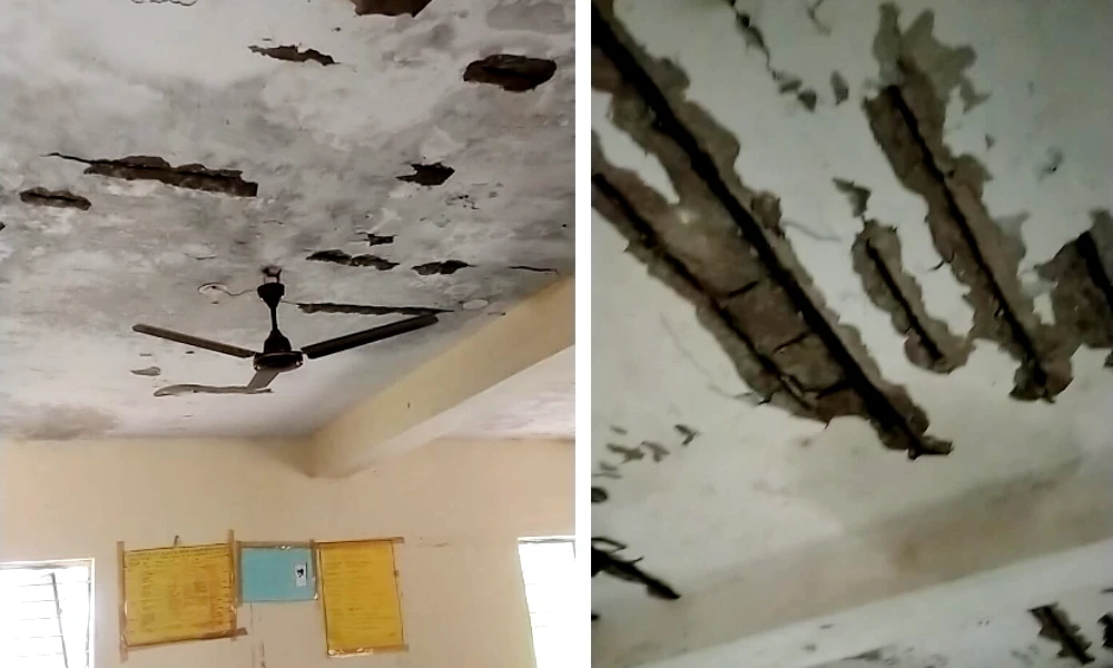 Basavanadurga government school rooms in collapsing condition at Gangavathi