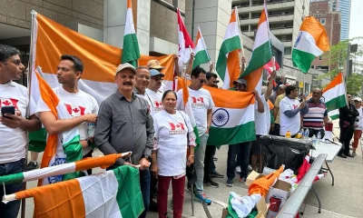 Indians Wave Tricolour At Khalistanis