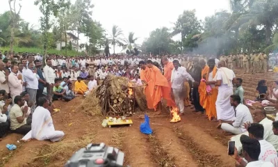 Jain muni Kamkumar Nandi Maharaj cremated
