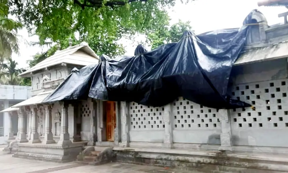 Mahaganapati temple leaking due to rain at sagara