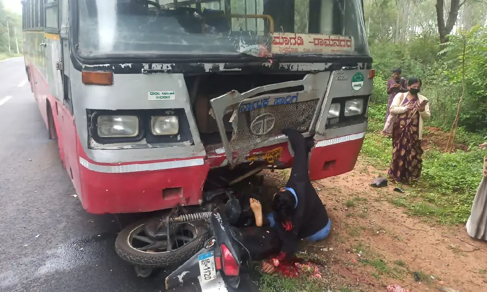 Bike Bus accident kills student near Ramanagara